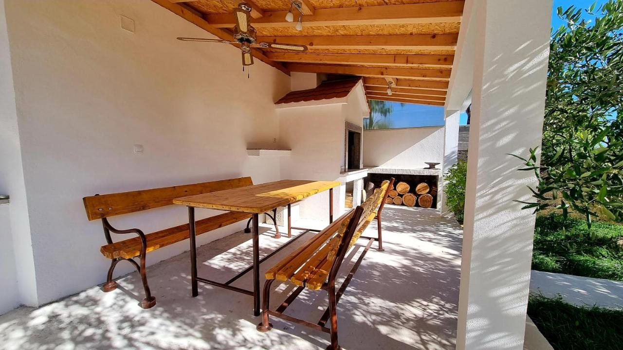 Apartments Bava Trogir Exterior foto